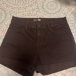 Old navy black denim shorts size 6!